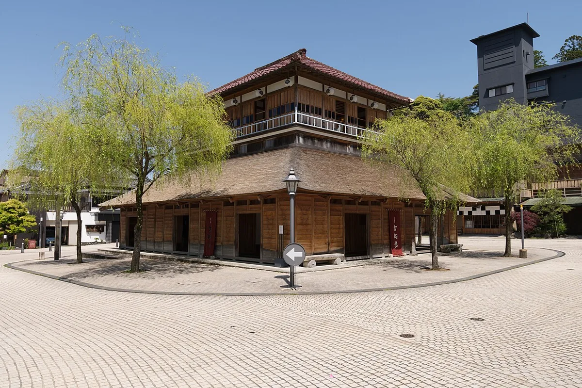 Ko-Soyu, the restored wooden public bathhouse on the square in Yamashiro Onsen, Kaga