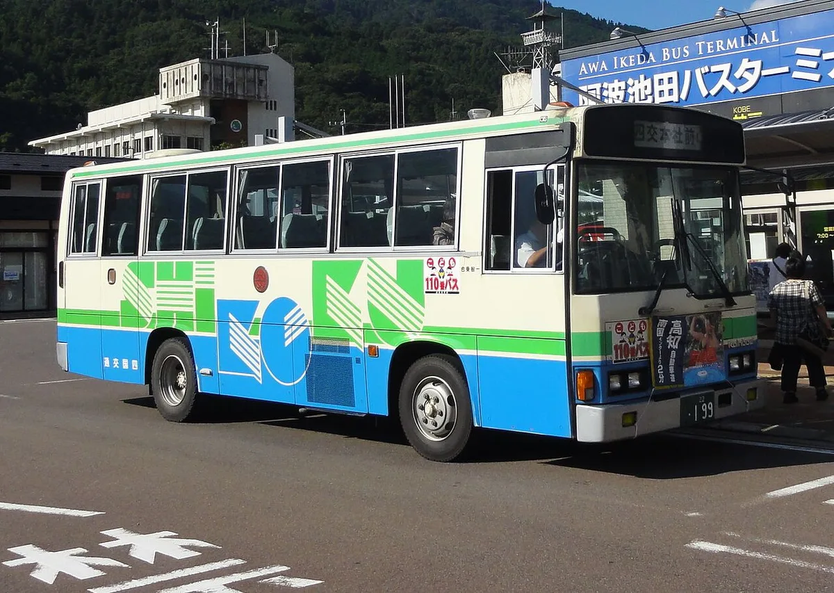 Green, white and blue Shikoku Kotsu route bus at Awa-Ikeda Bus Terminal